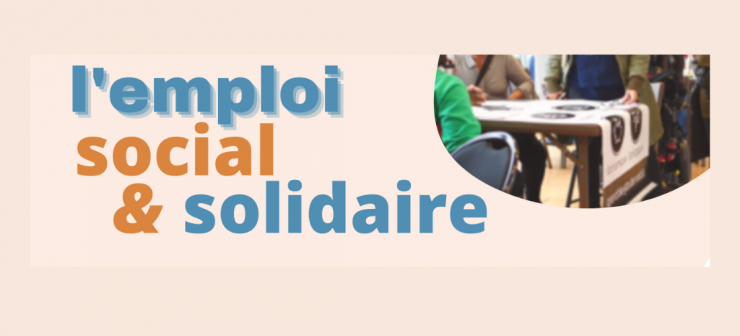 Bannière beige avec le titre l'emploi social et solidaire