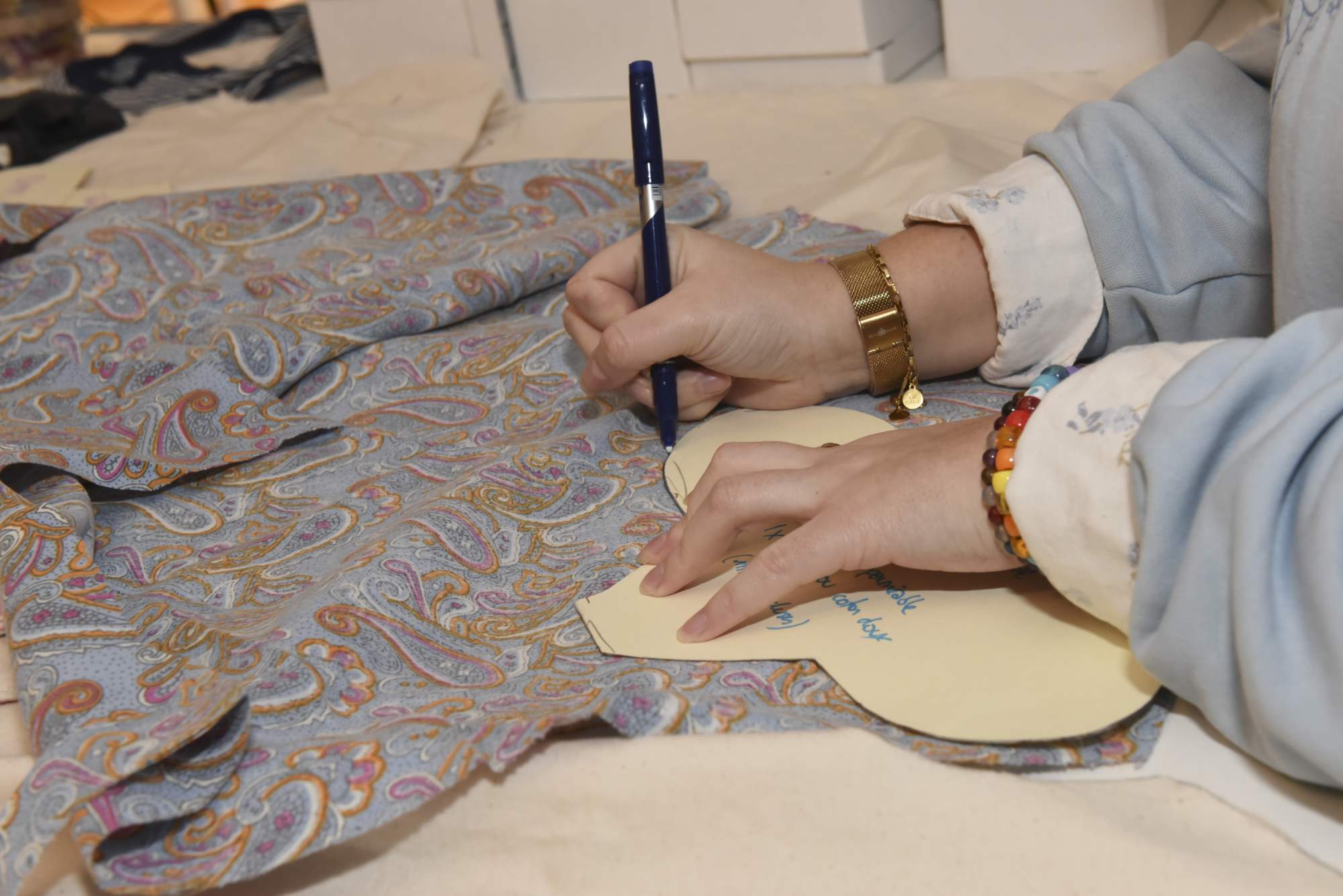 Permanence couture de protections périodiques réutilisables