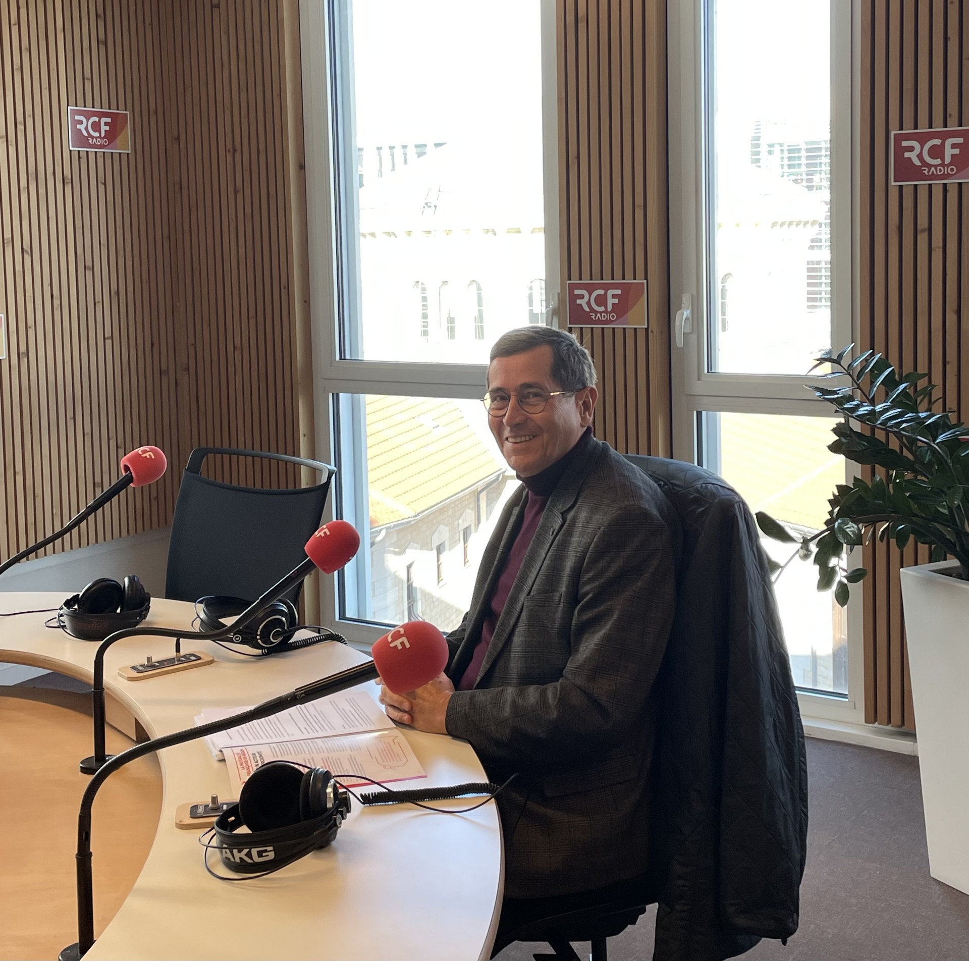 Pourquoi votre mutuelle coûte-t-elle de plus en plus cher ? ITW d’Yves Perrin pour comprendre, questionner et agir à l’heure des 80 ans de la Sécurité sociale