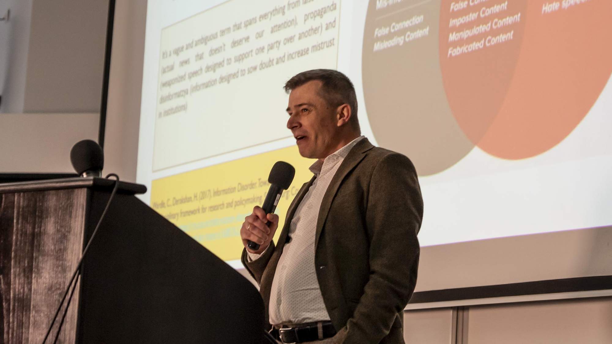 Les Rendez-Vous de l&rsquo;Image : Retour sur la conférence « Entre censure et dérégulation : quel avenir pour les plateformes numériques ? »